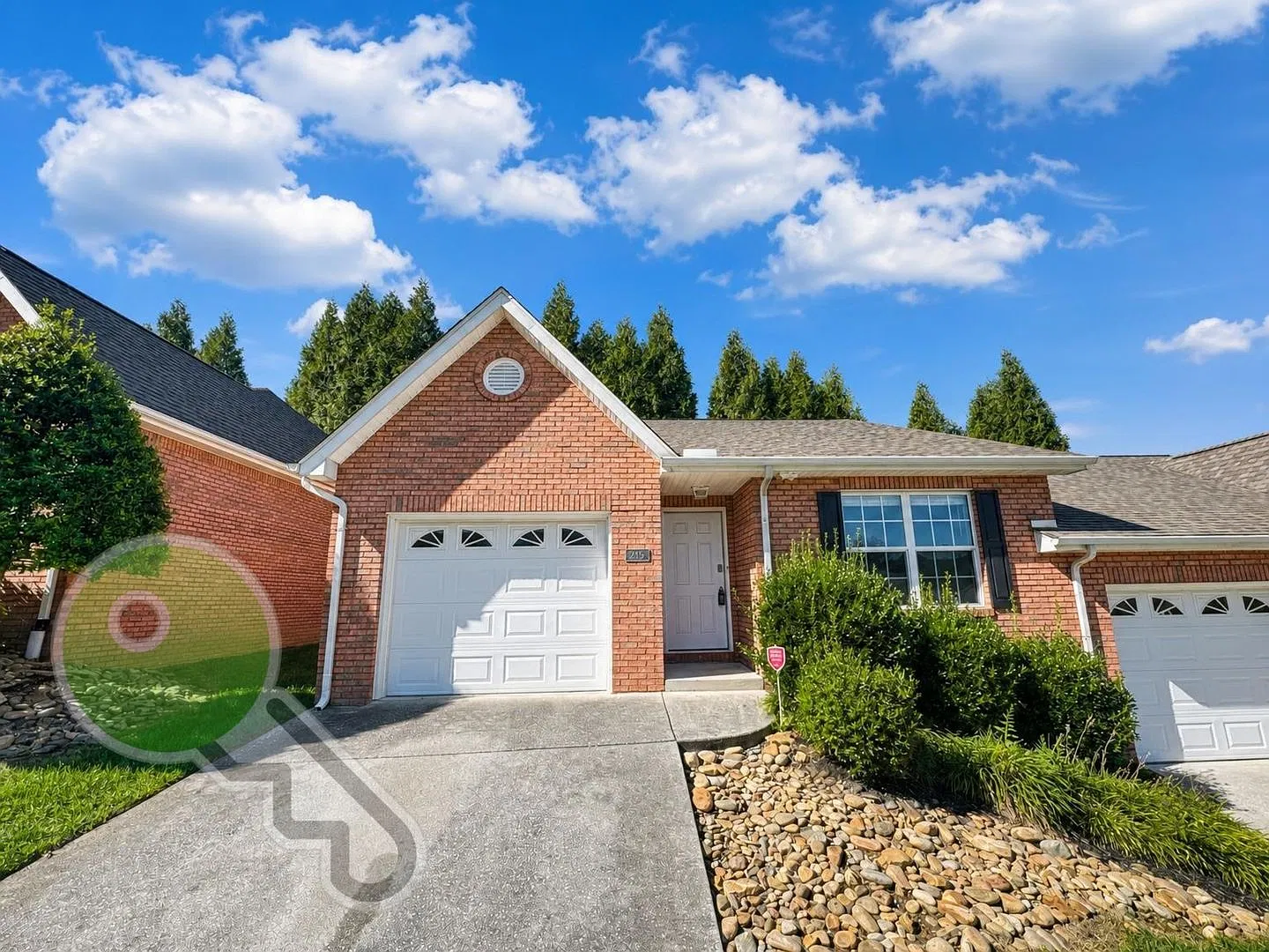 Quiet and easy access 2-bedroom / 2-bathroom home in East Knoxville — Photo 4
