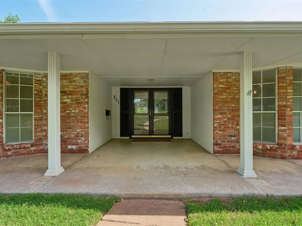 711 Willment Pl, Edmond, OK 73034