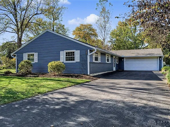204 Anton Ct, Dayton, OH 45458