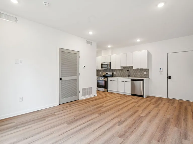 Brand New Fishtown Apartments — Photo 50