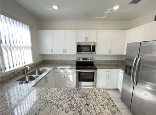 410 NE 208th Ter #410, Miami, FL 33179