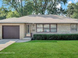 2216 Avalon Ave, Joliet, IL 60435