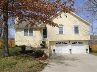8625 N Shannon Ave, Kansas City, MO 64153