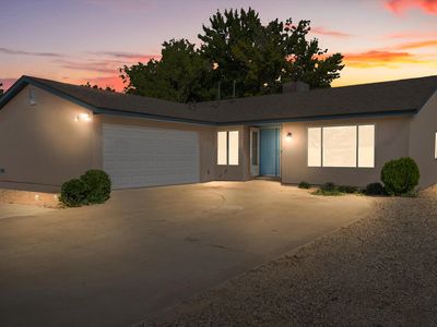 6005 Rio Pueblo Dr NW, Albuquerque, NM, 87120