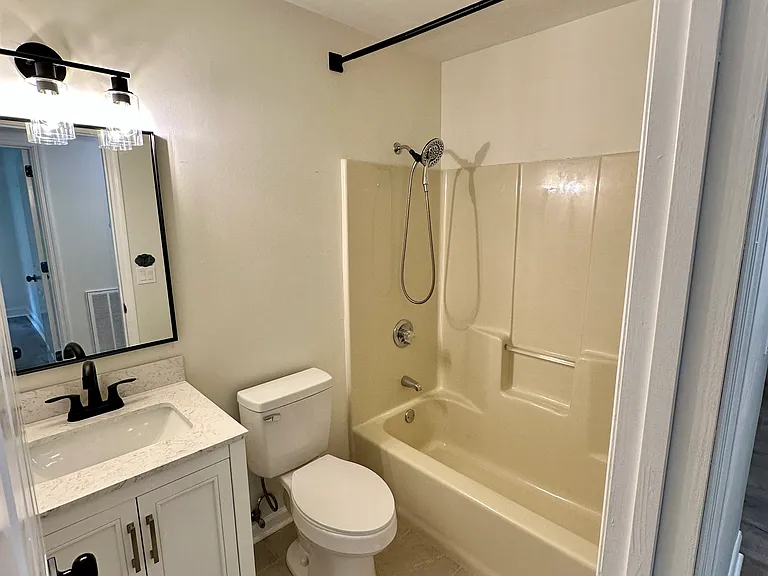1024 Steven Springs Ct — Photo 38