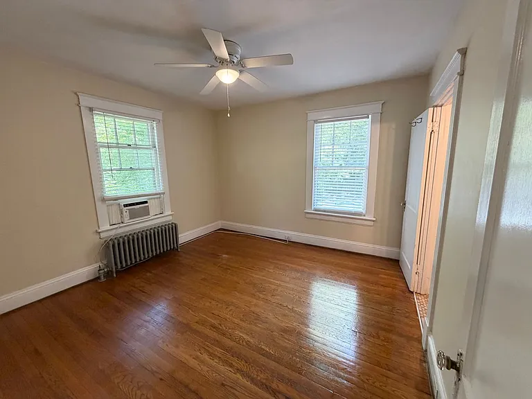 705 W Morgan St — Photo 13