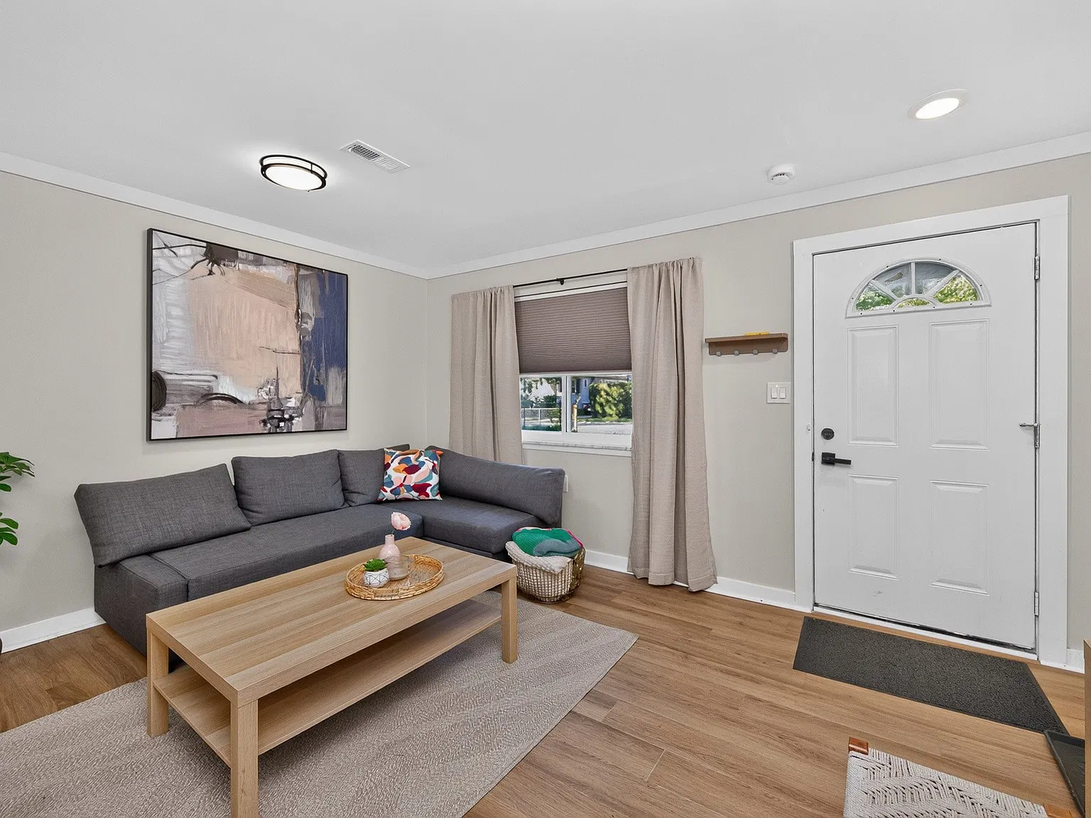 1 bed, 630 sqft, $1,900 — Photo 4