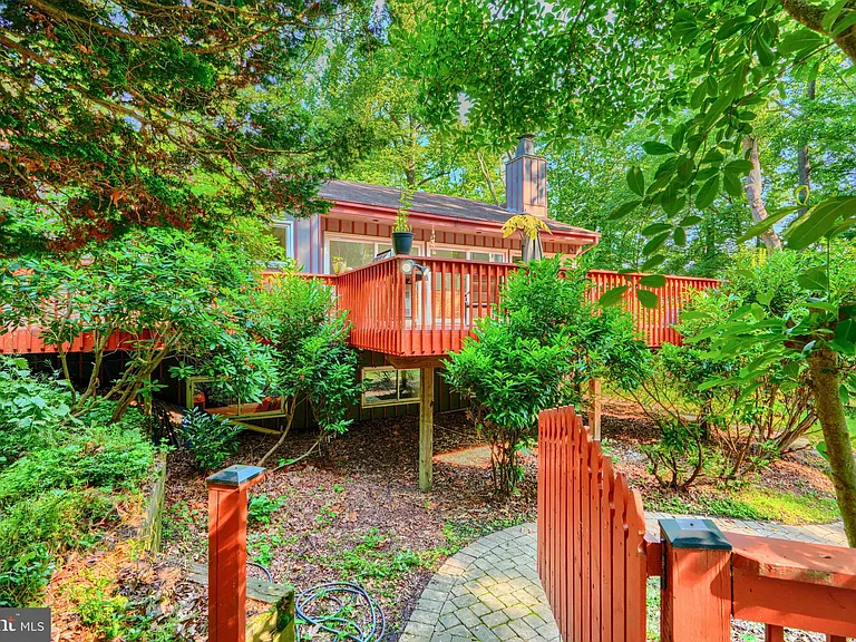 2101 Tufton Ave — Photo 82