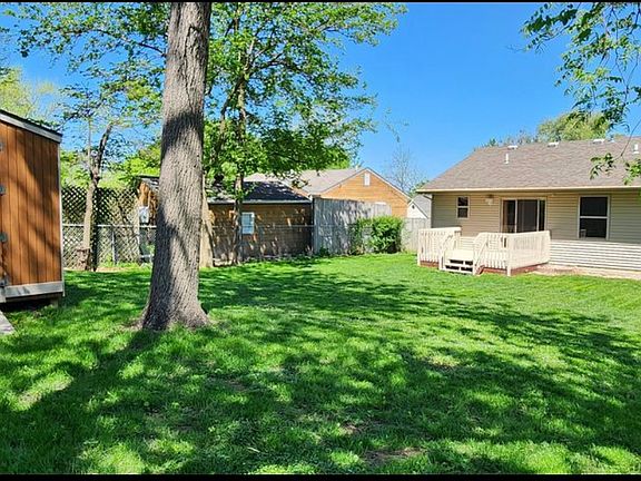 3rd image of 5804 Snyder Ave