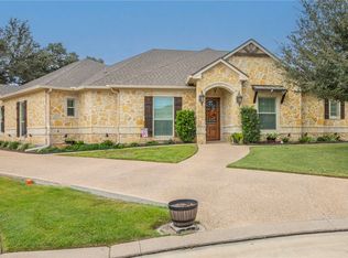 12 Lake Stone Ct, Woodway, TX 76712