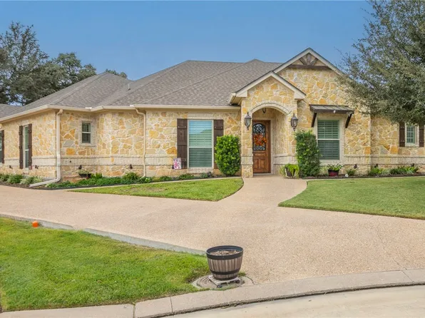 12 Lake Stone Ct, Woodway, TX 76712