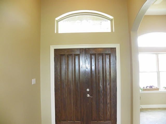 2nd image of 522 Padre Ln