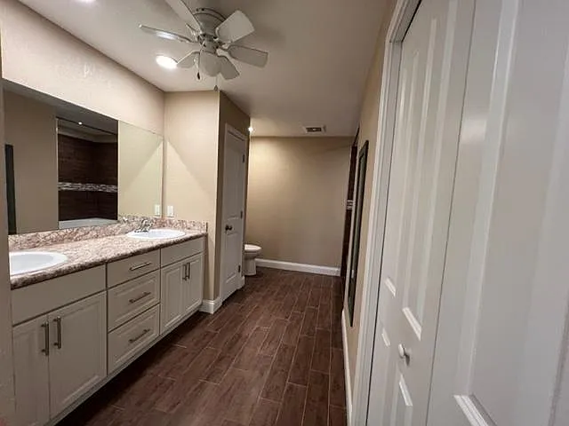 7013 Odoniel Loop W — Photo 16