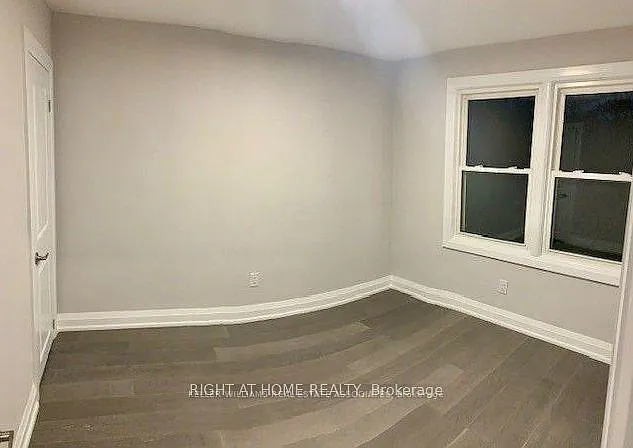 442 Broadway Ave #UPPER — Photo 11