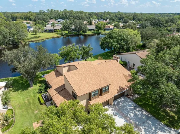 2310 Village Green Blvd, Plant City, FL 33566