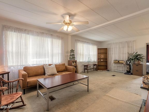 4th image of 163 Sand Pebble Cir