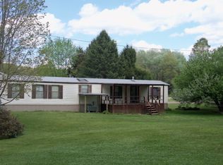 31100 Tattle St, Cambridge Springs, PA 16403