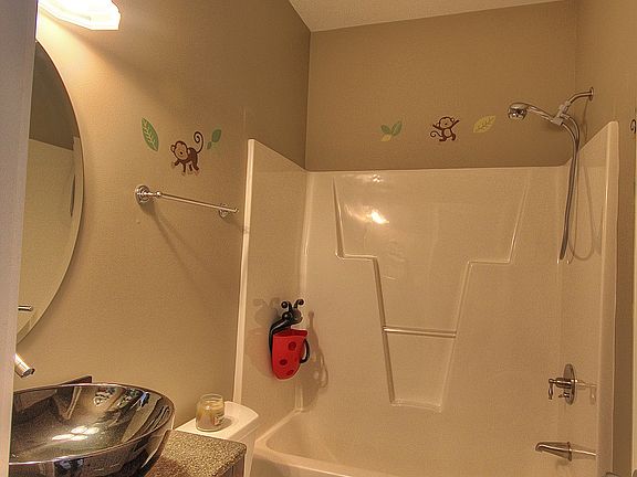 3rd image of 128 Mandarin Dr