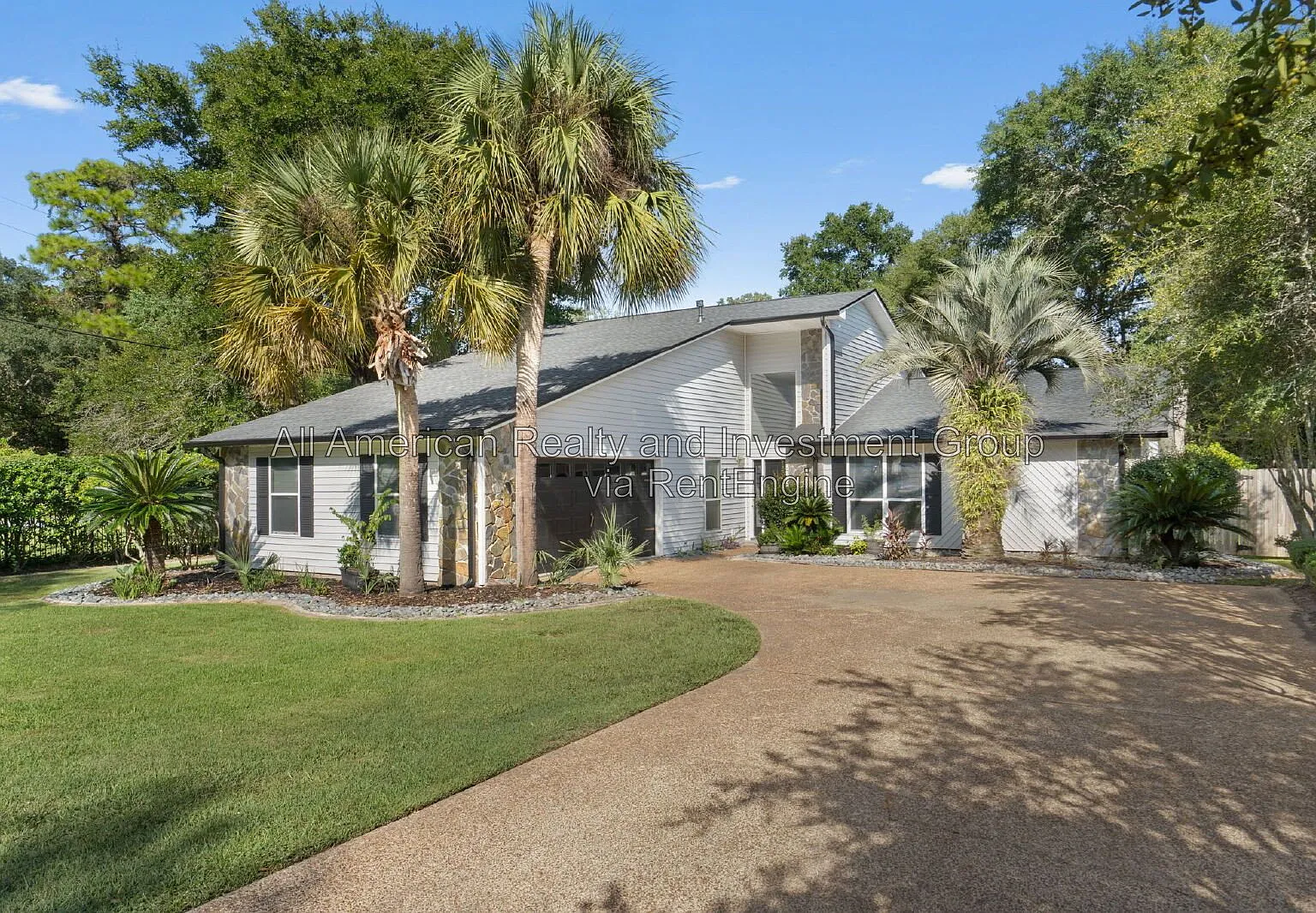 3 bed, 3.0 bath, 2527 sqft, $3,495 — Photo 1