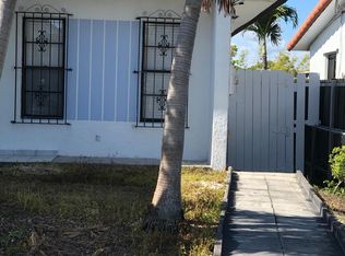 8790 SW 32nd St, Miami, FL 33165