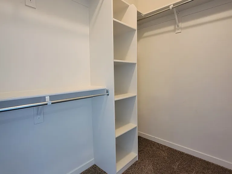 223 E Jordan Ridge Blvd #109 — Photo 2