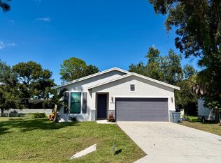 7008 Eden Rd, Fort Pierce, FL 34951