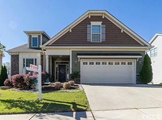 529 Walker Ranch Dr, Fuquay Varina, NC 27526