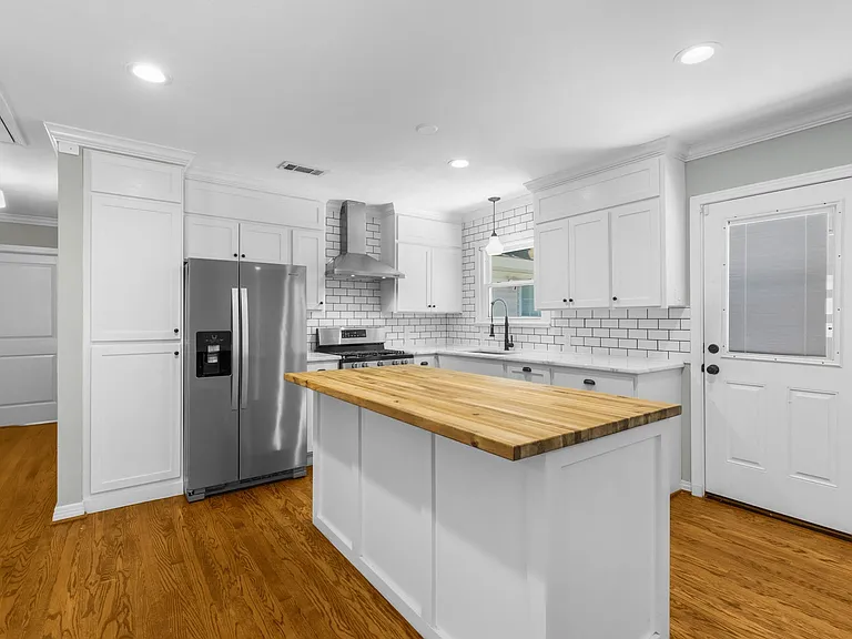 563 Hambrick Rd — Photo 20