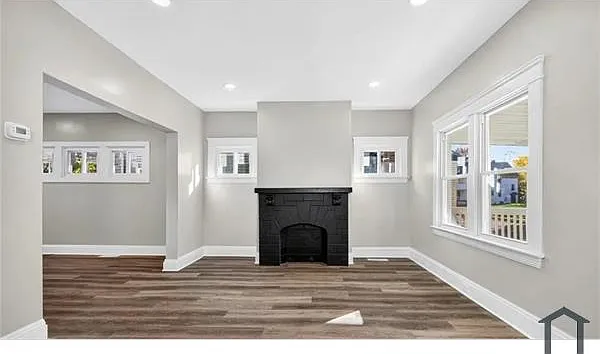 4 bed, 3606 sqft, $2,000 — Photo 3