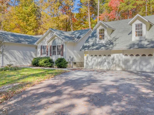 126 Stonewall Estates Dr, Tiger, GA 30576