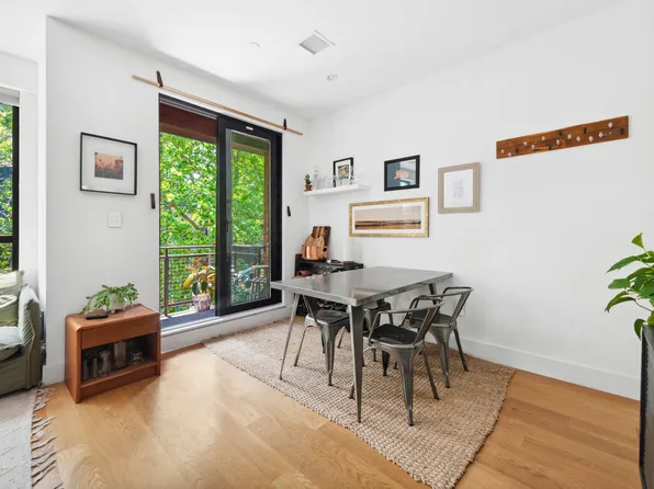 149 Clifton Place image 3 of 14