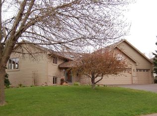 8362 Passfield Turn N, Maple Grove, MN 55311