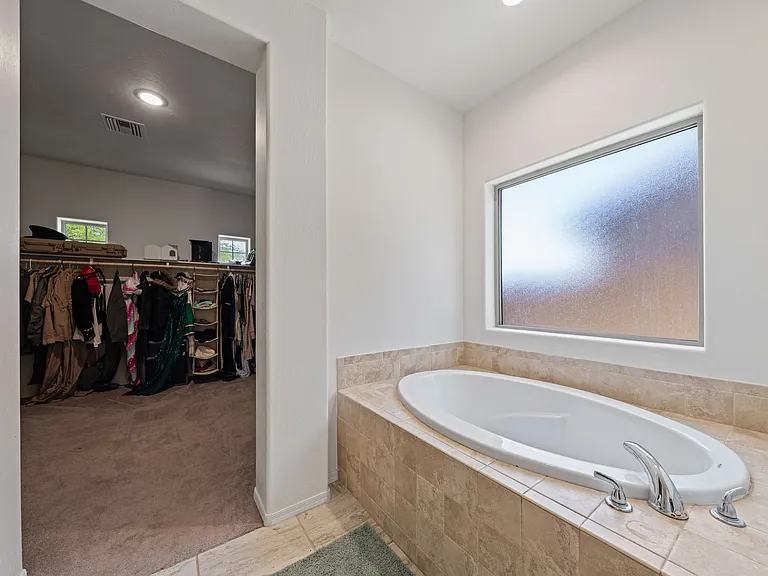 5904 E 45th Pl — Photo 30