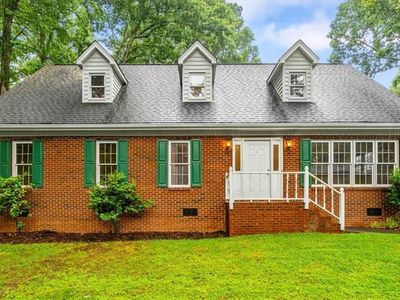 876 Oakhaven Forest Dr, Winston Salem, NC, 27105