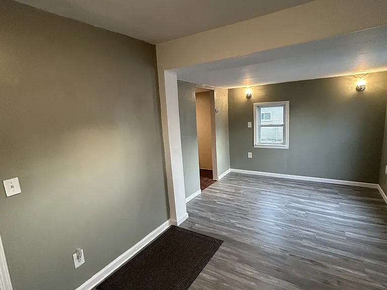 79 W Cornell Ave — Photo 3