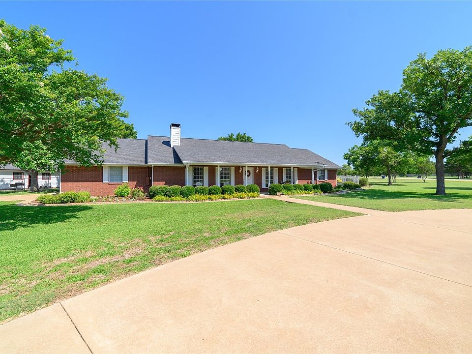 1st image of 5625 Shallow Creek Dr