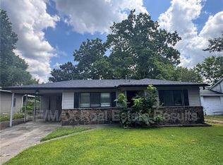 1420 S West Ave, Fayetteville, AR 72701