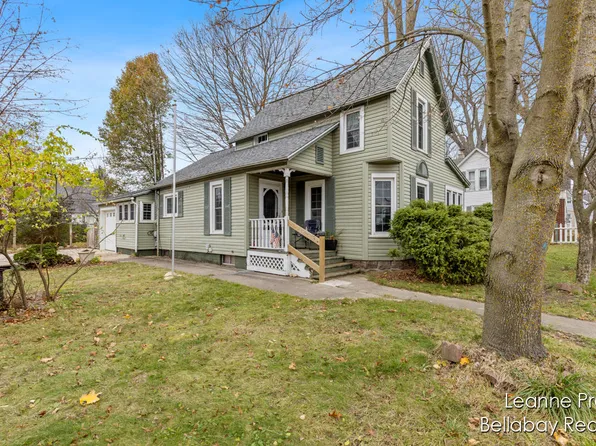 703 E Main St, Middleville, MI 49333