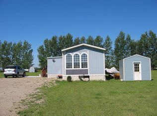 2141 Clemetson St NE, Grand Forks, ND 58203