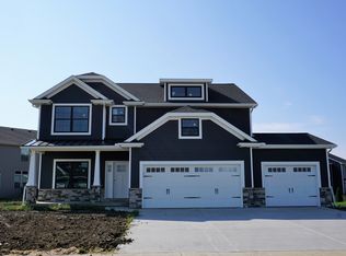 4807 Oakdale Dr, Champaign, IL