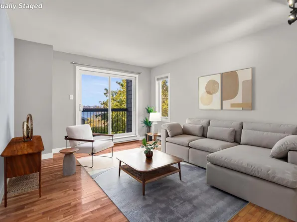 5899 Gainsborough Pl, Halifax, NS B3K 5R7