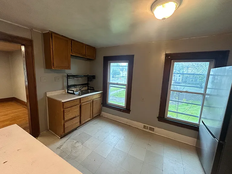 251 Cottage St #2 — Photo 6