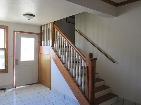 2nd image of 334 6th Ave