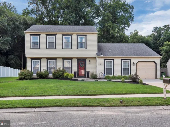 214 Burgundy Dr, Logan Township, NJ 08085