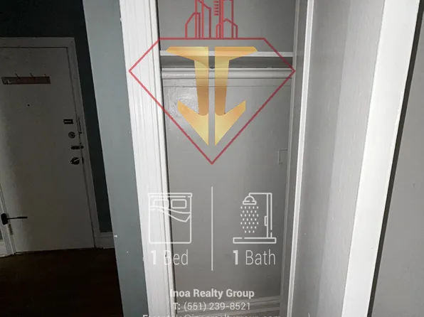 166 Jewett Avenue image 5 of 8