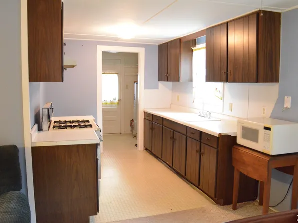 7798 Oak Rd, Saint Helen, MI 48656