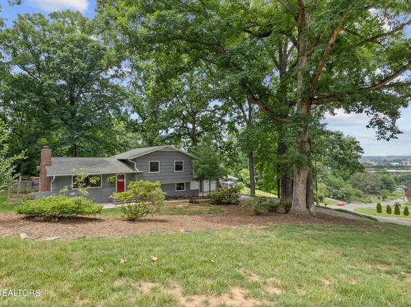 329 Elkmont Rd, Knoxville, TN 37922