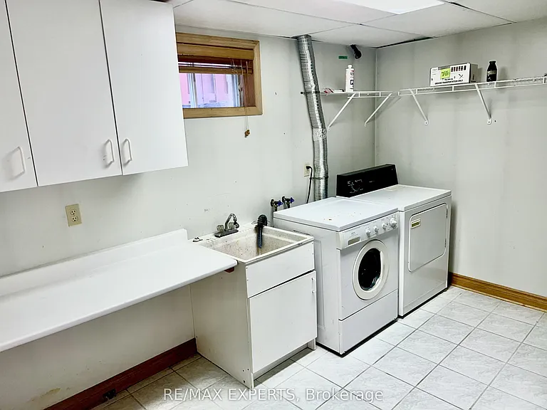 121 Jackman Cres — Photo 15