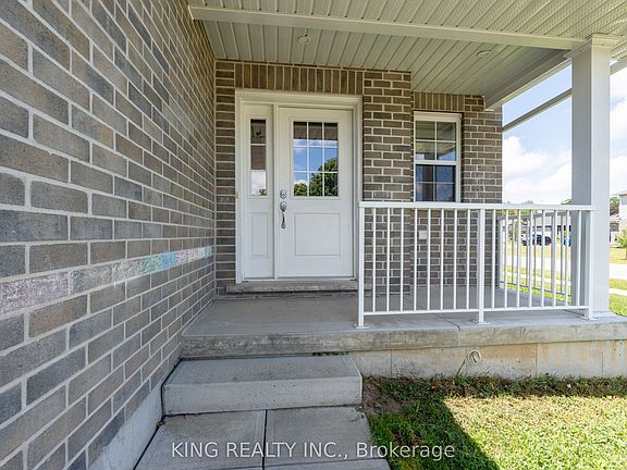 5th image of 28 Minler St #1