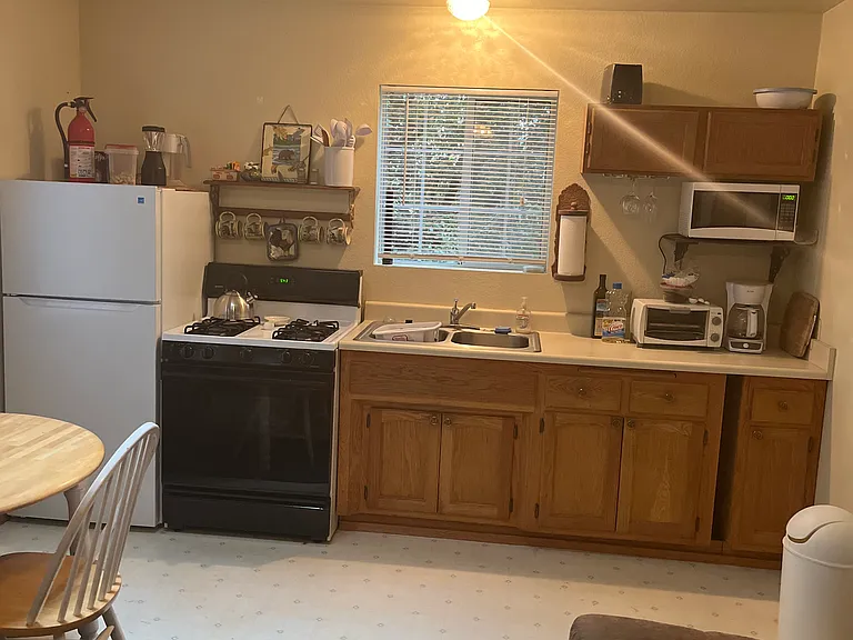 Kitchen/dining
